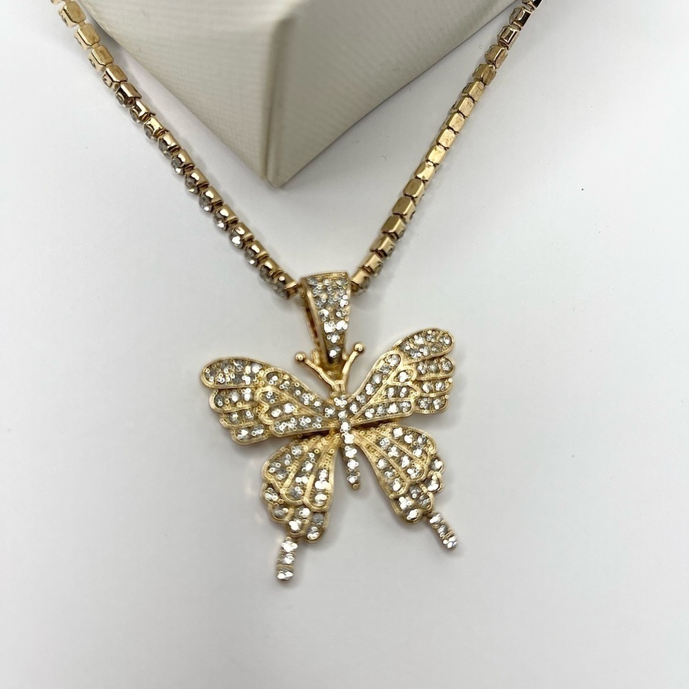 Butterfly Chain Necklace Set - Picture 2 of 3